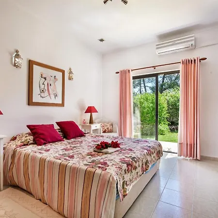 Barros Villa *