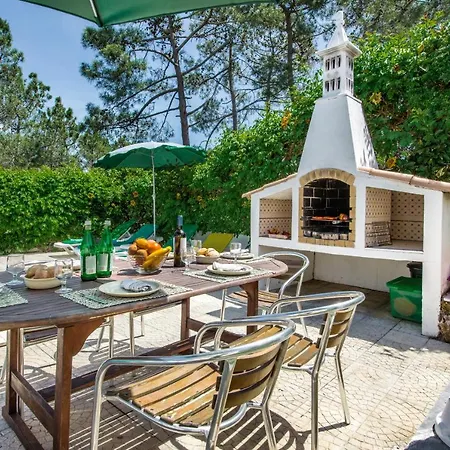 Barros Villa *